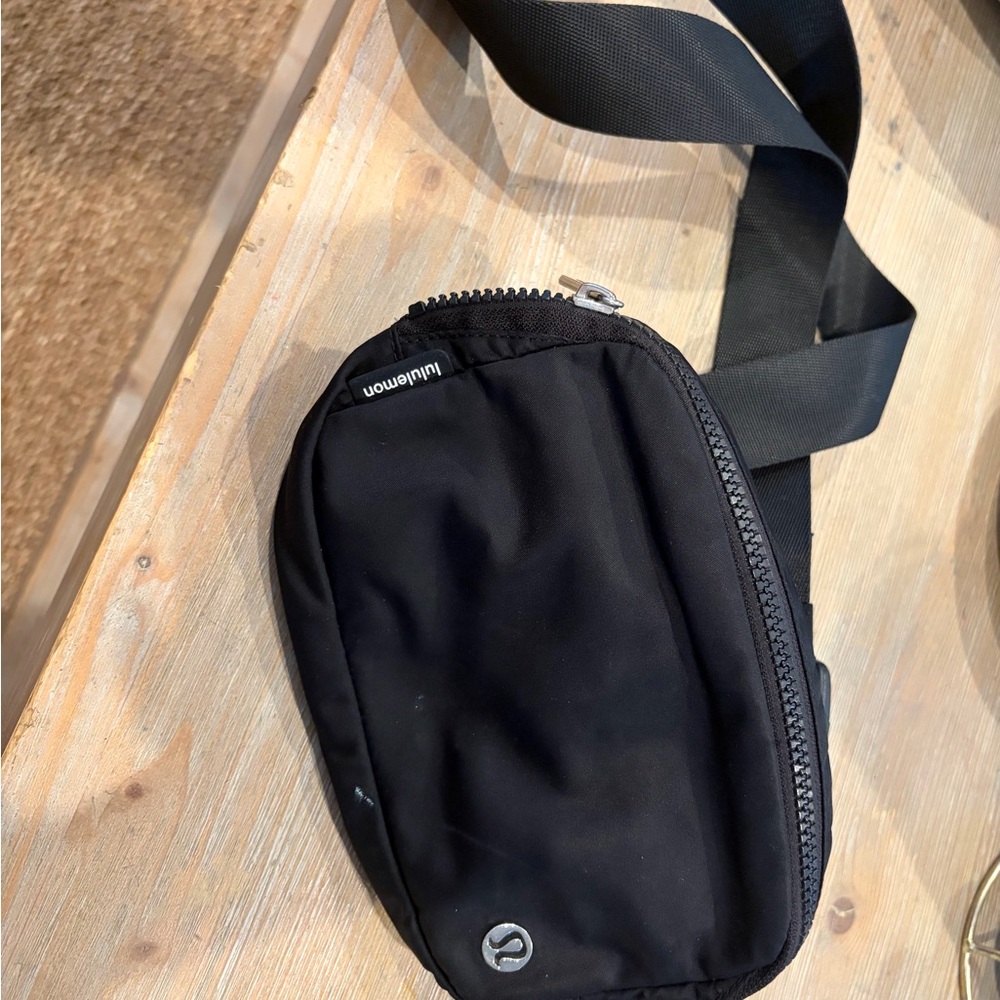 lululemon athletica Black Nylon Crossbody Belt Bag